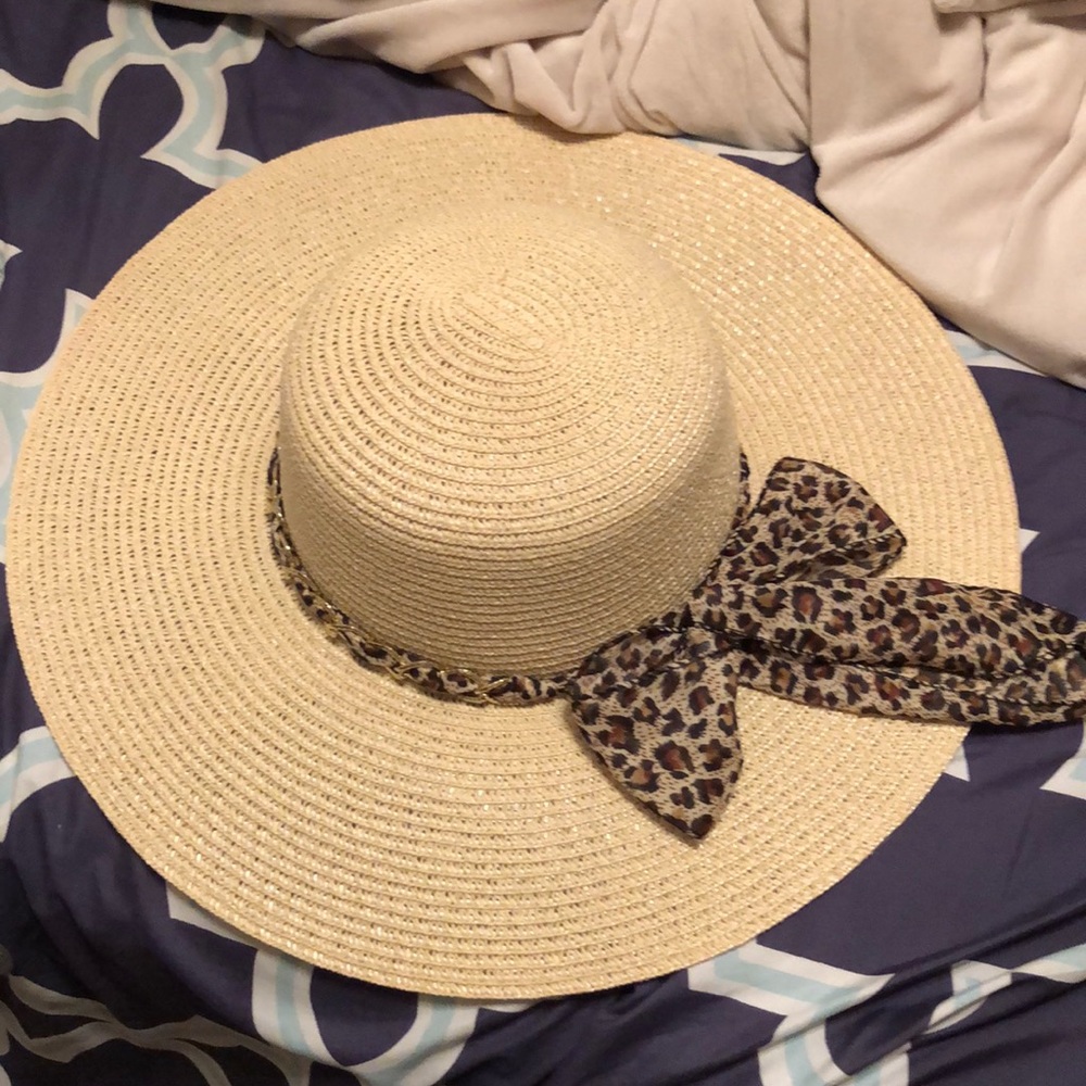 Sun hat
